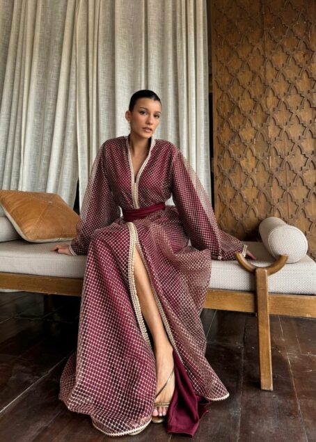 Caftan “Rubis Impérial” – Élégance Artisanale & Héritage Couture – Image 2